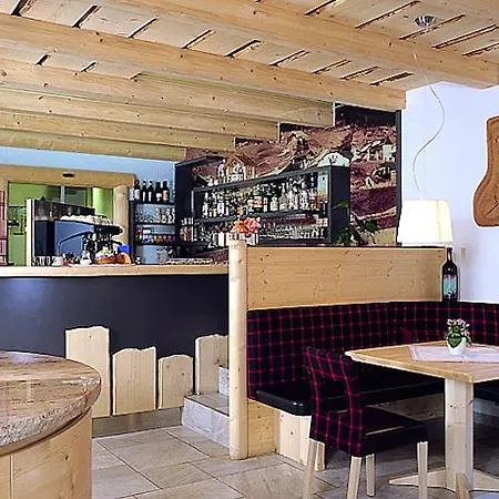Restaurant Rusctlea Aparthotel